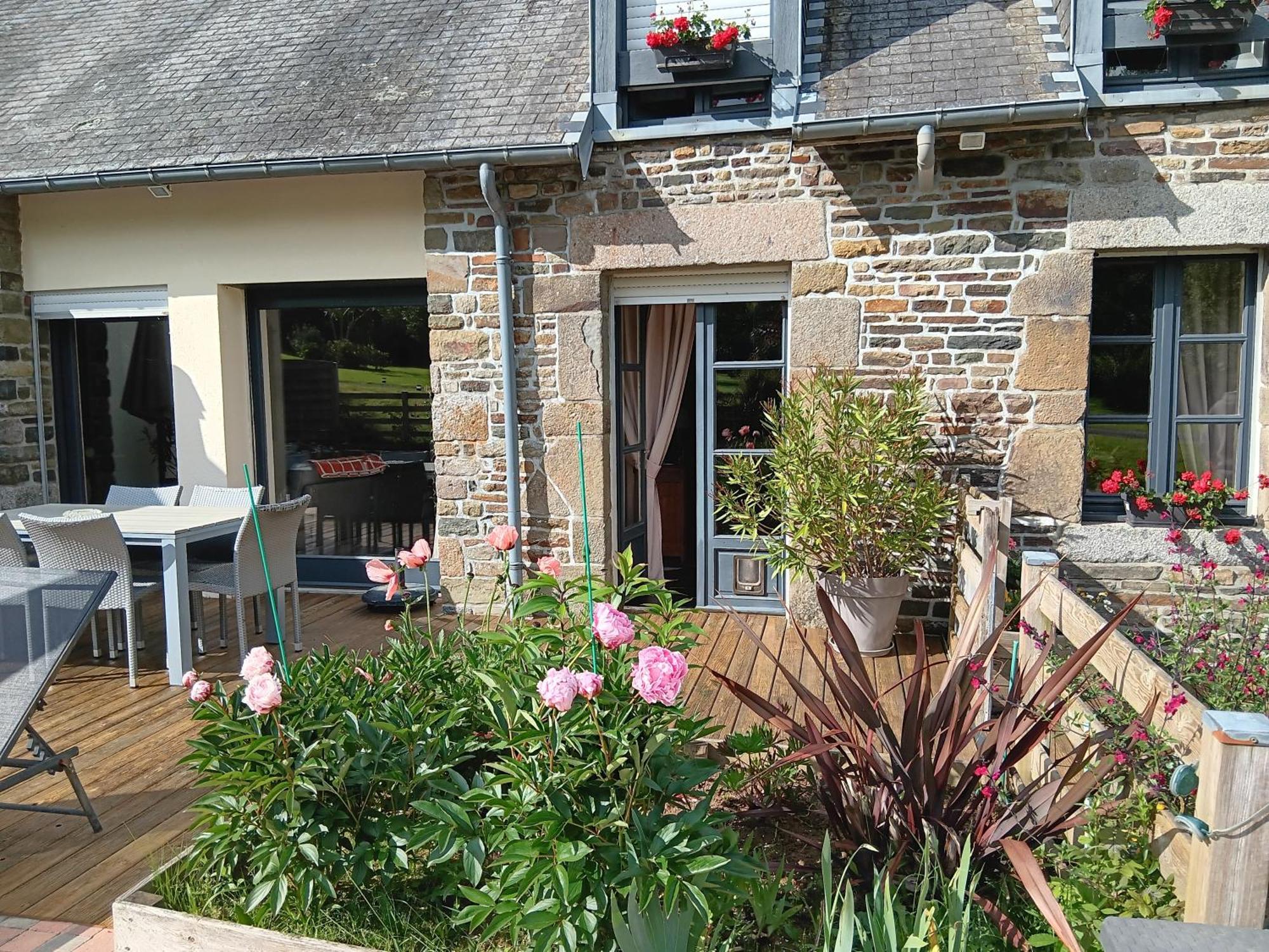 Le Val Daniniere B&B Adult Only Le Mesnil-Garnier Eksteriør billede
